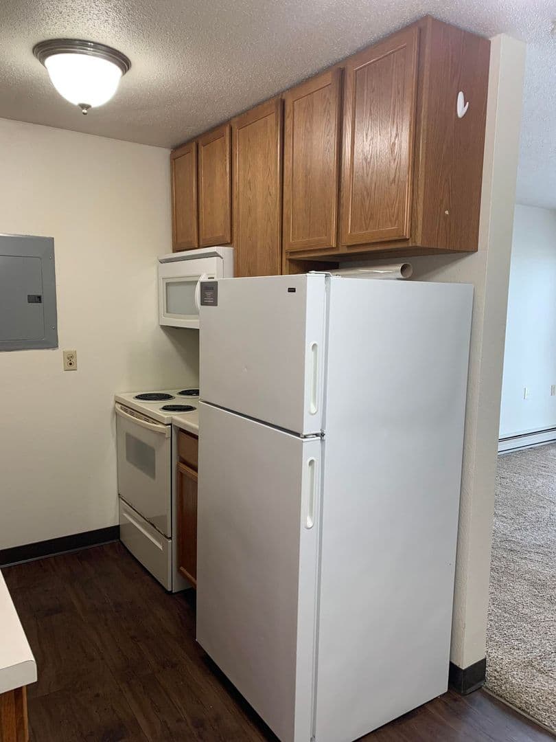 Fargo Apartment: 1502 Dakota Dr N