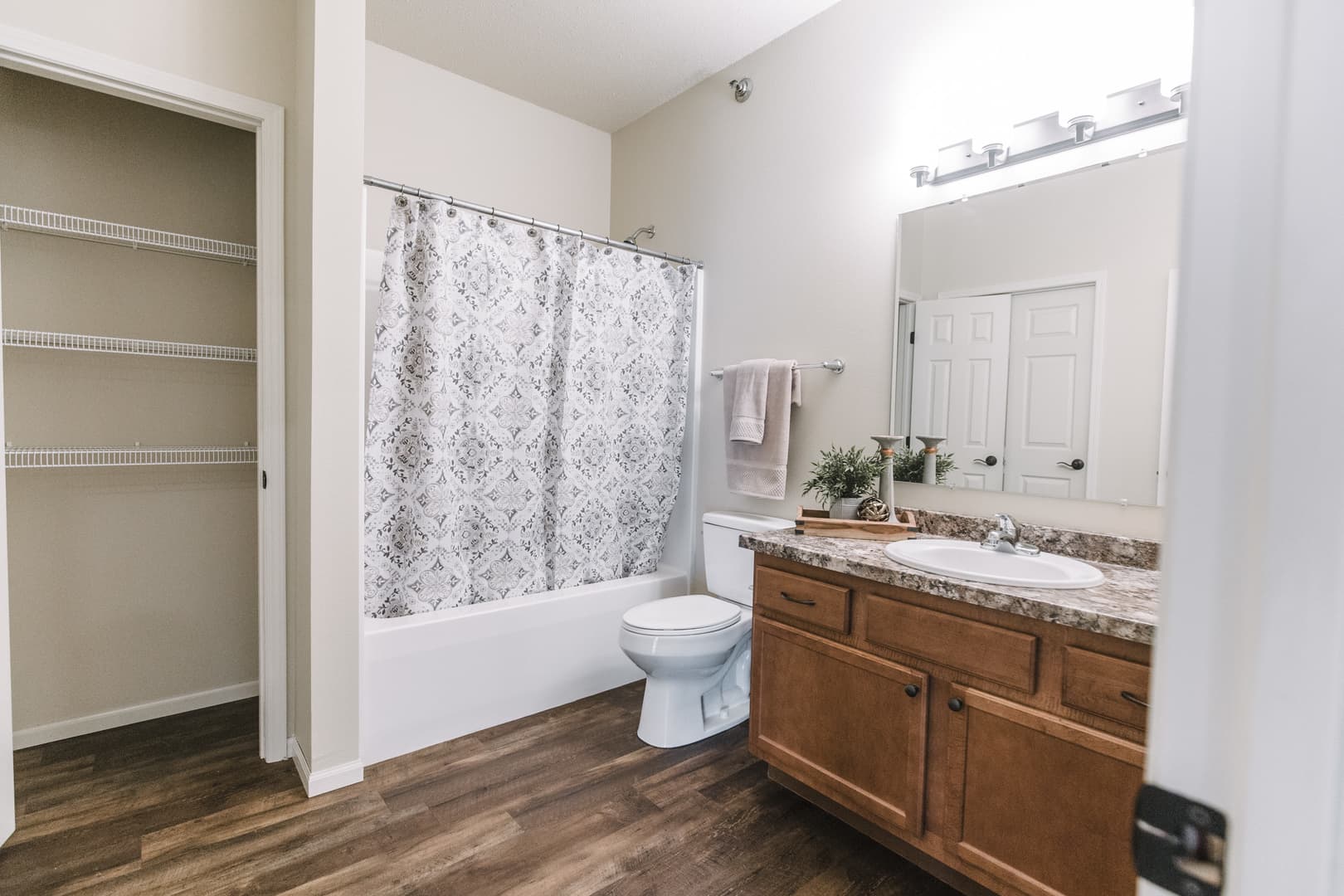 Mandan Apartment: 4201 21st St SE