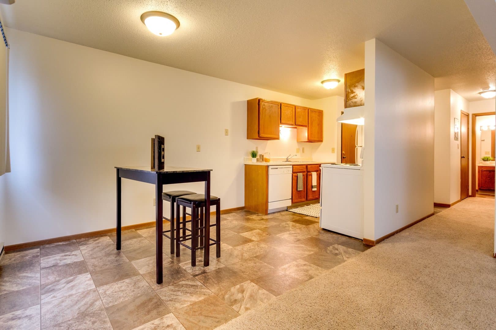 Fargo Apartment: 3101 23rd St S