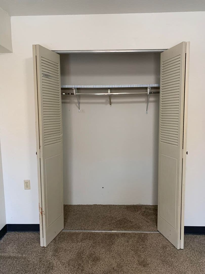 Fargo Apartment: 1502 Dakota Dr N