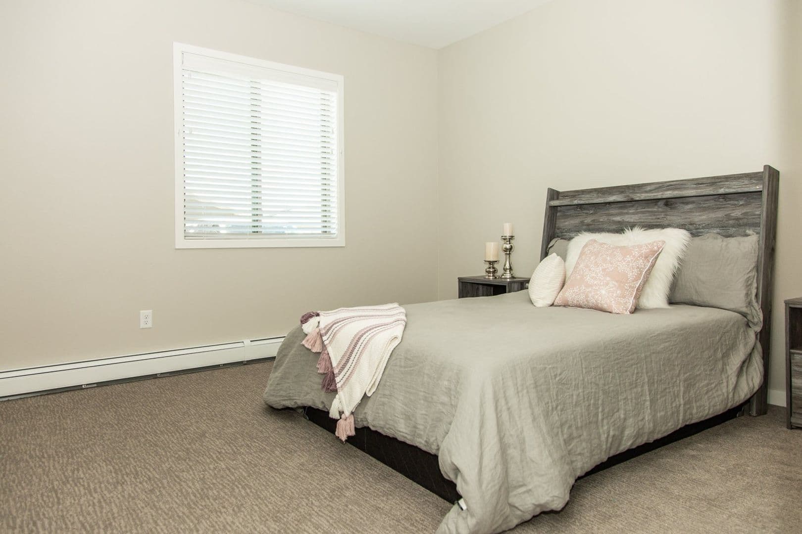 Mandan Apartment: 3501 21st Street SE