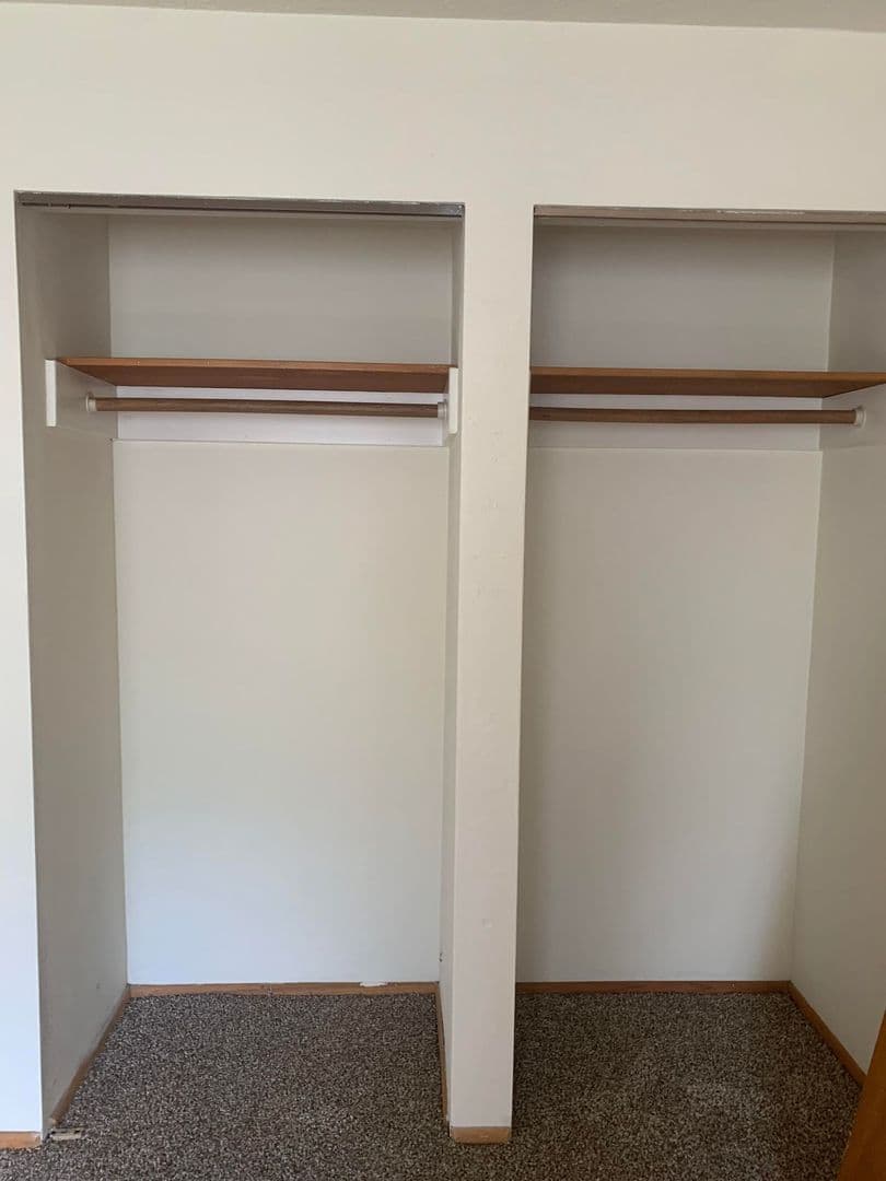 Fargo Apartment: 502-504 30th Ave N