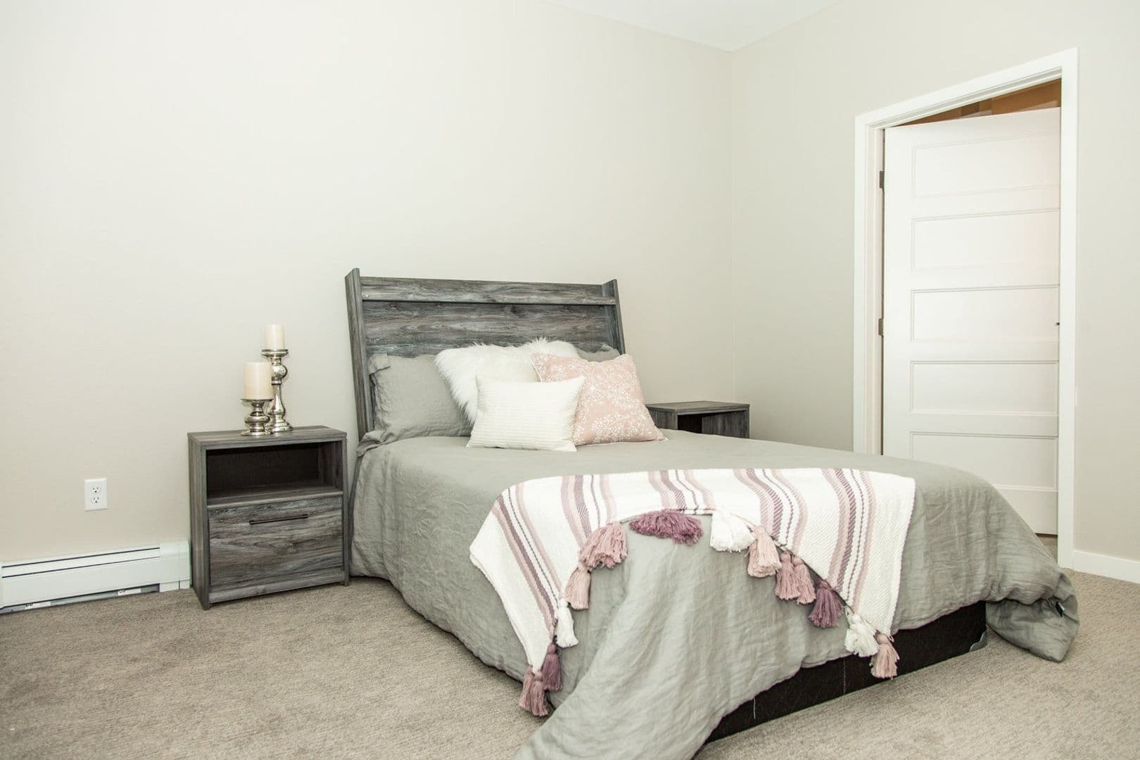 Mandan Apartment: 3501 21st Street SE