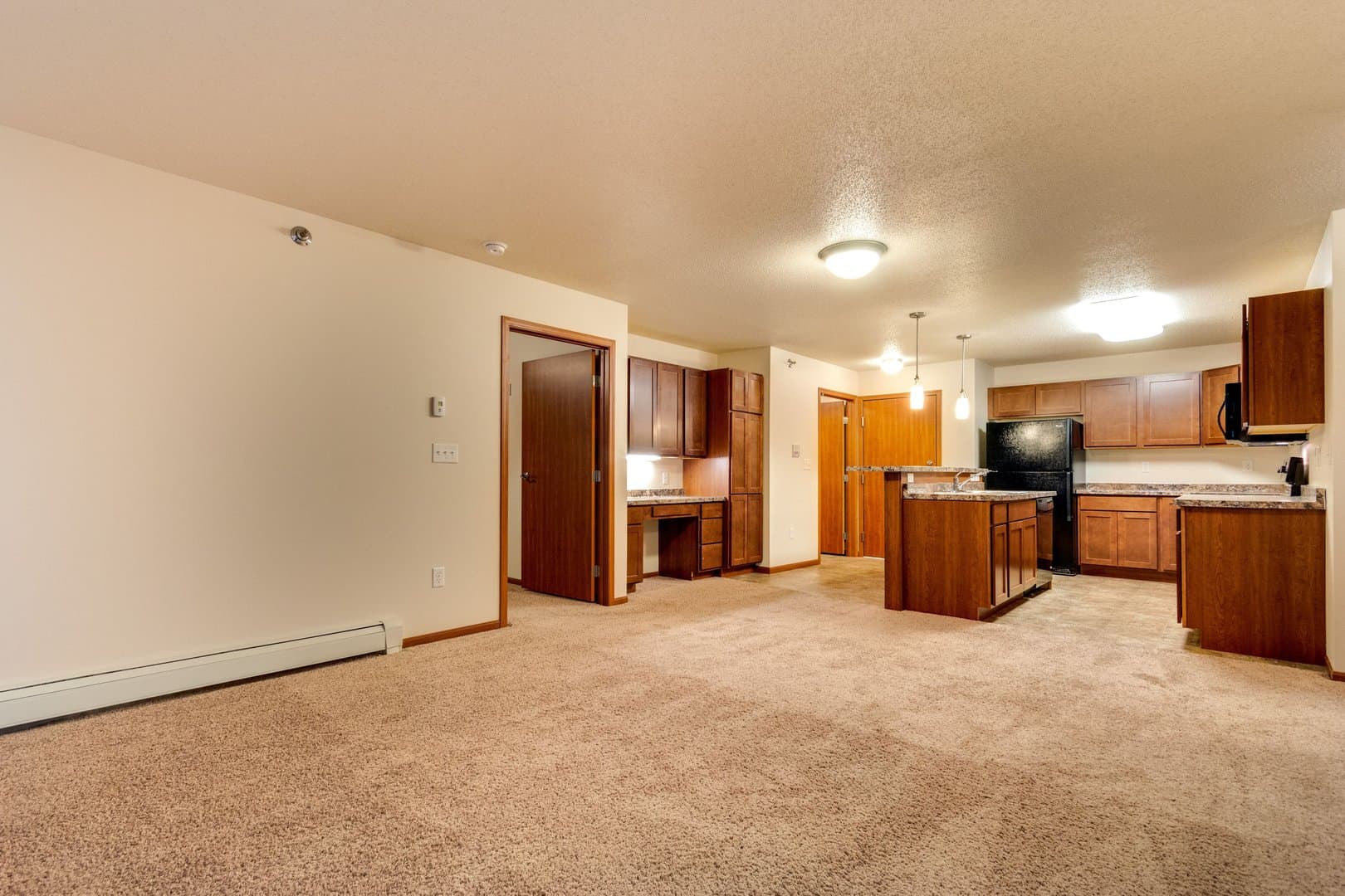 Fargo Apartment: 3620 42nd St S