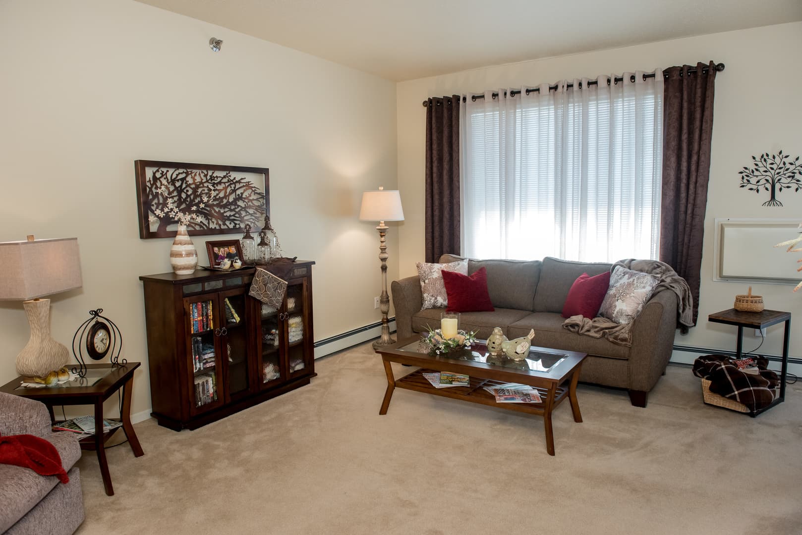 Moorhead Apartment: 1501 Belsly Blvd