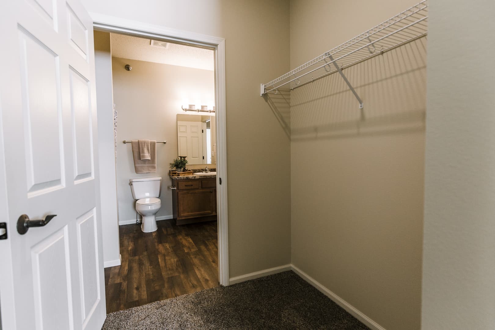 Mandan Apartment: 4201 21st St SE