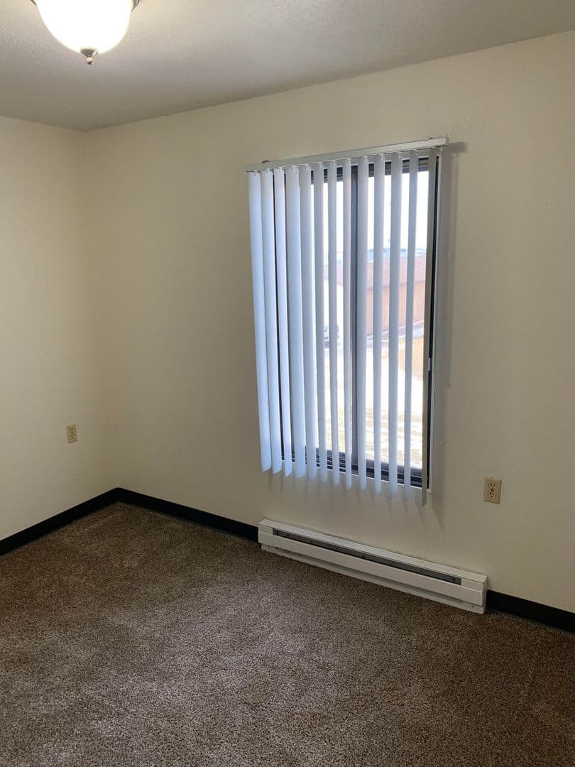 Fargo Apartment: 1502 Dakota Dr N