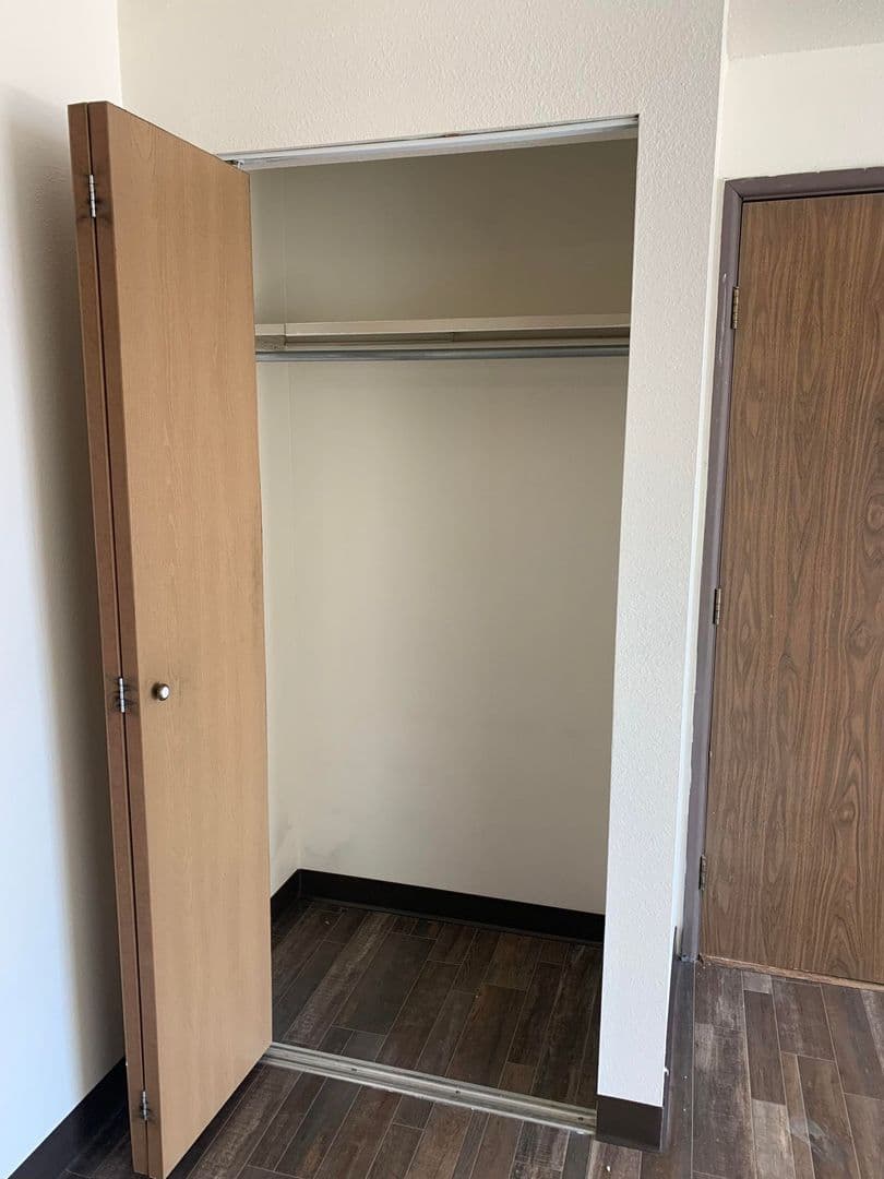 Fargo Apartment: 1502 Dakota Dr N