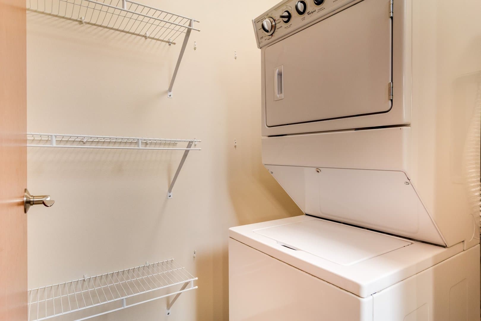Fargo Apartment: 3620 42nd St S