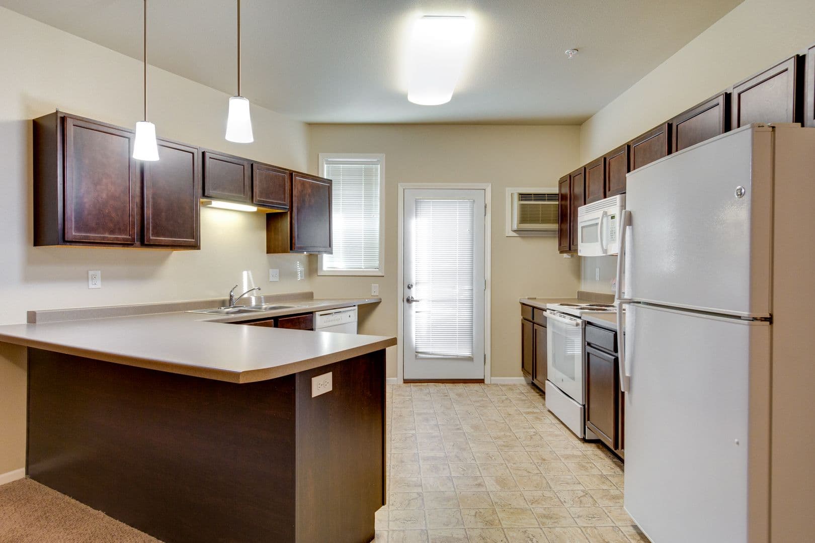 Fargo Apartment: 5301 27th St S