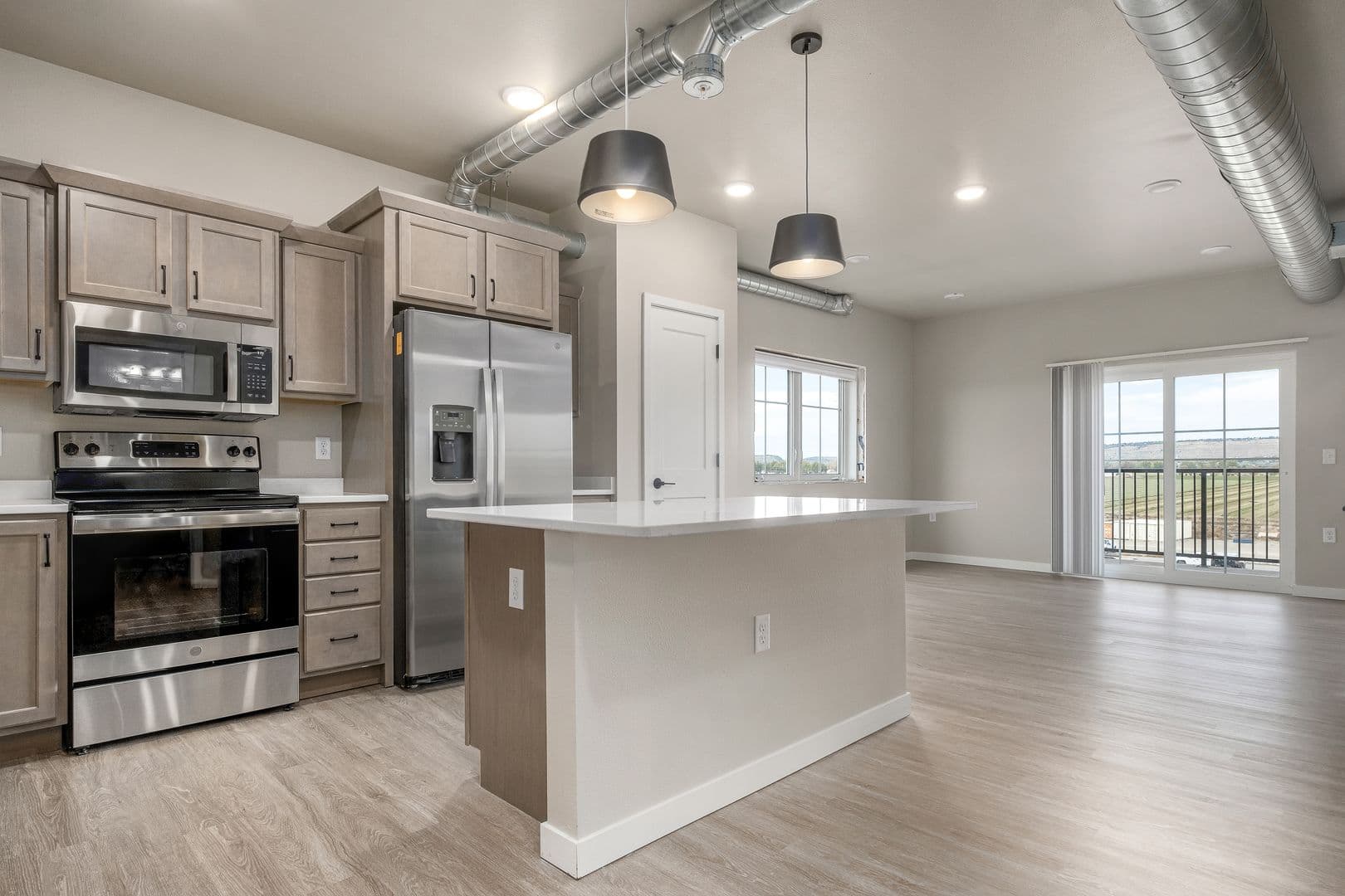 Billings Apartment: 4427 Altay Dr