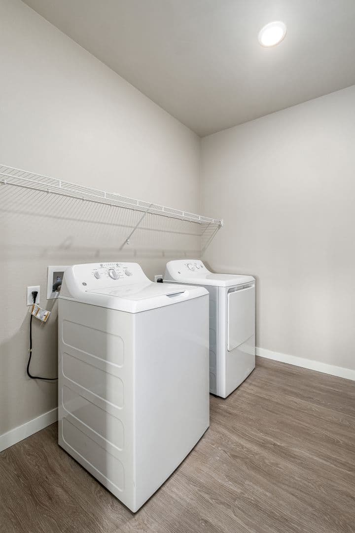 Billings Apartment: 4427 Altay Dr
