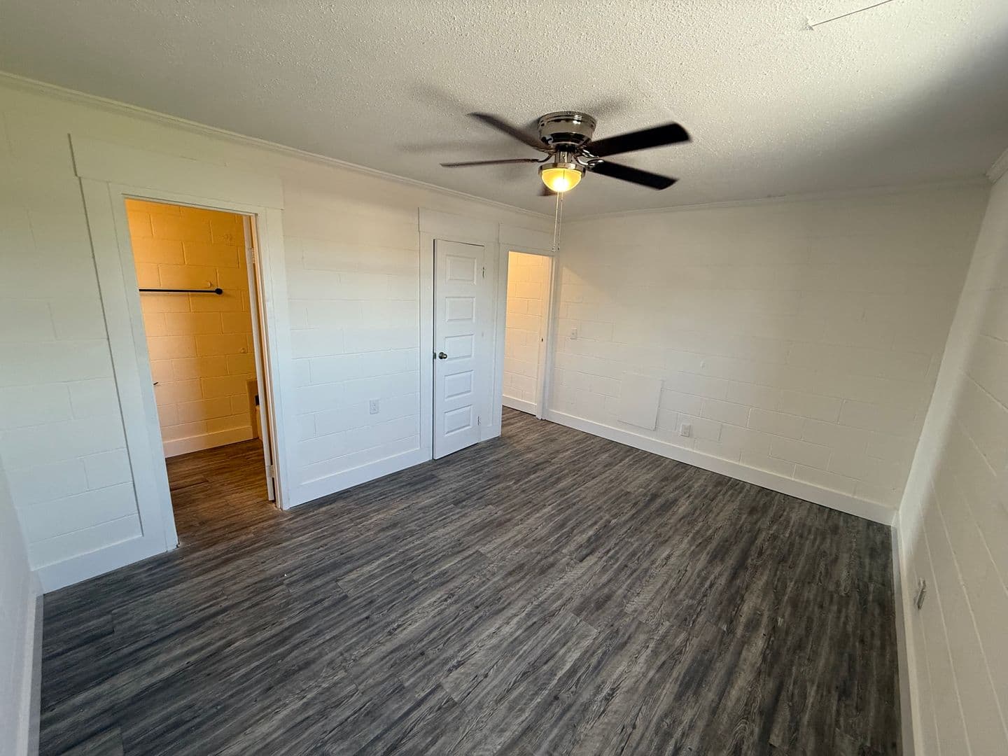 Clarksville Apartment: 626 Power St