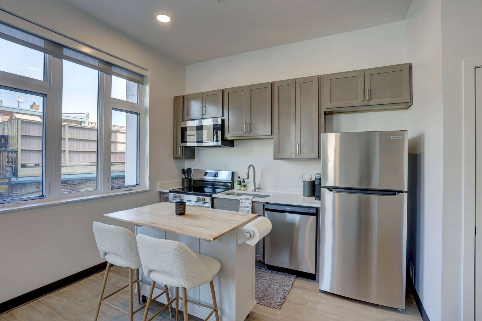 Red Wing Apartment: 314 West 4th Street
