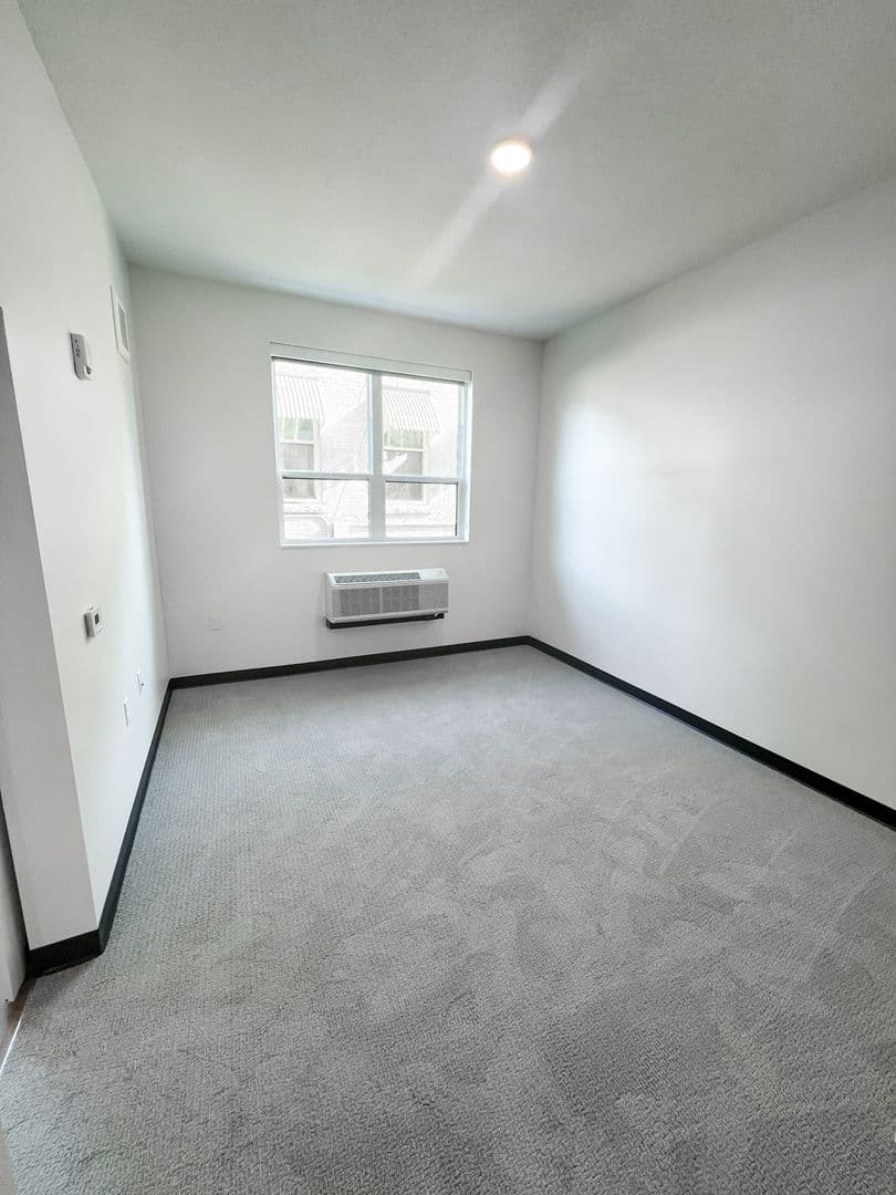 Red Wing Apartment: 314 West 4th Street