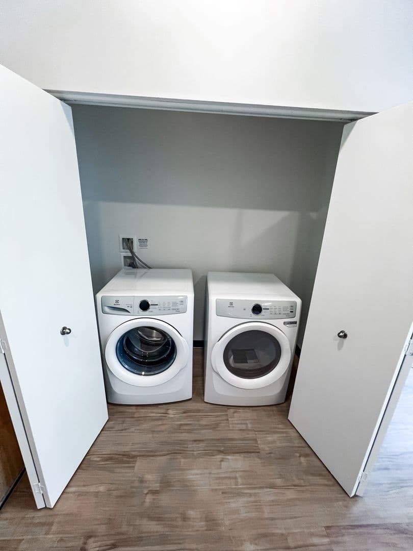 Red Wing Apartment: 314 West 4th Street
