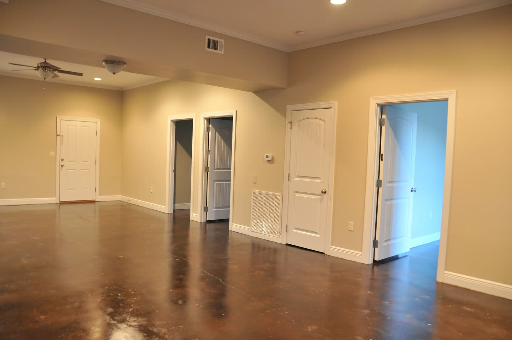 Tuscaloosa Apartment: 1420 A-B Cloverdale