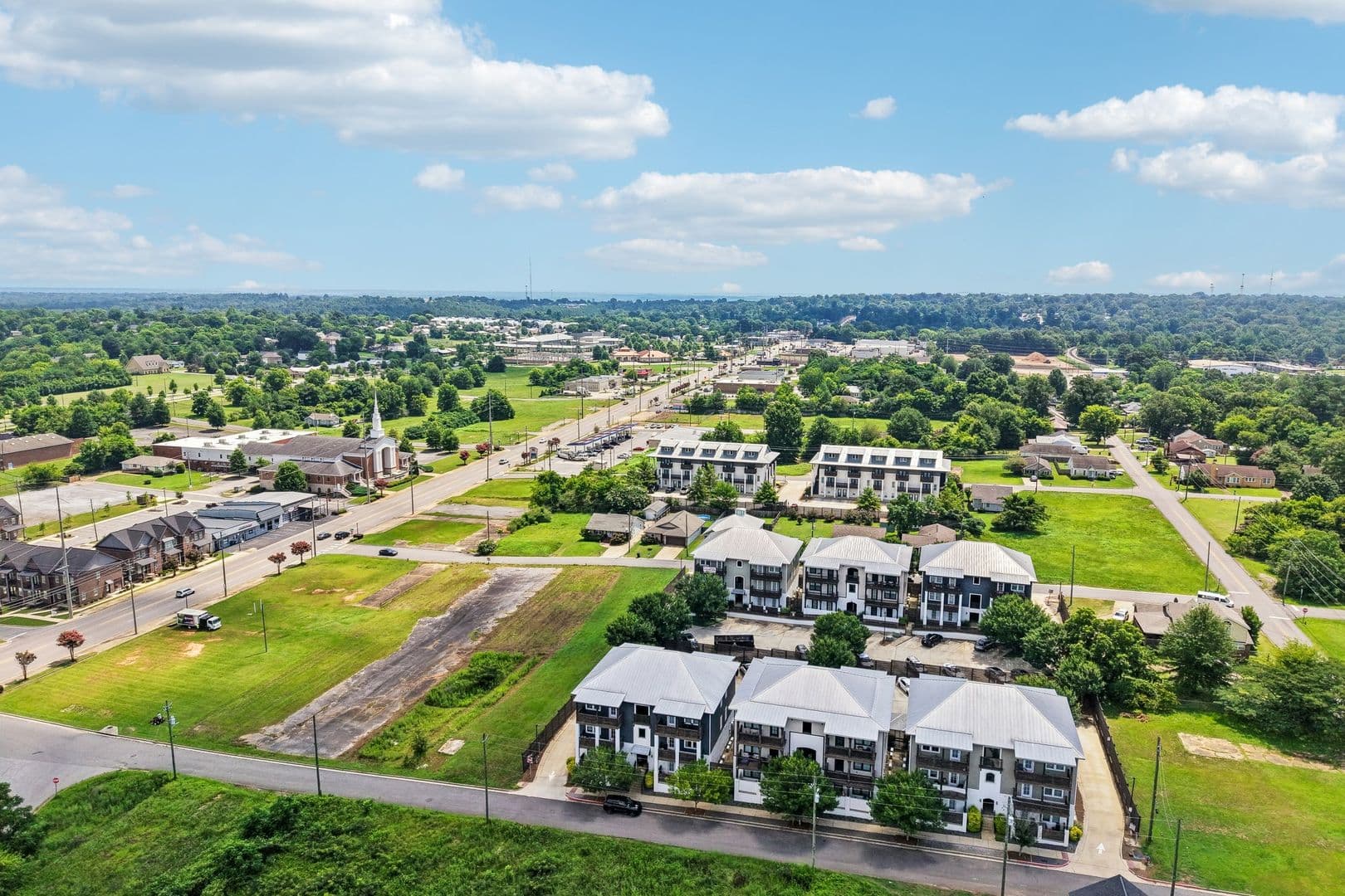 Tuscaloosa Apartment: 933 21st Avenue East