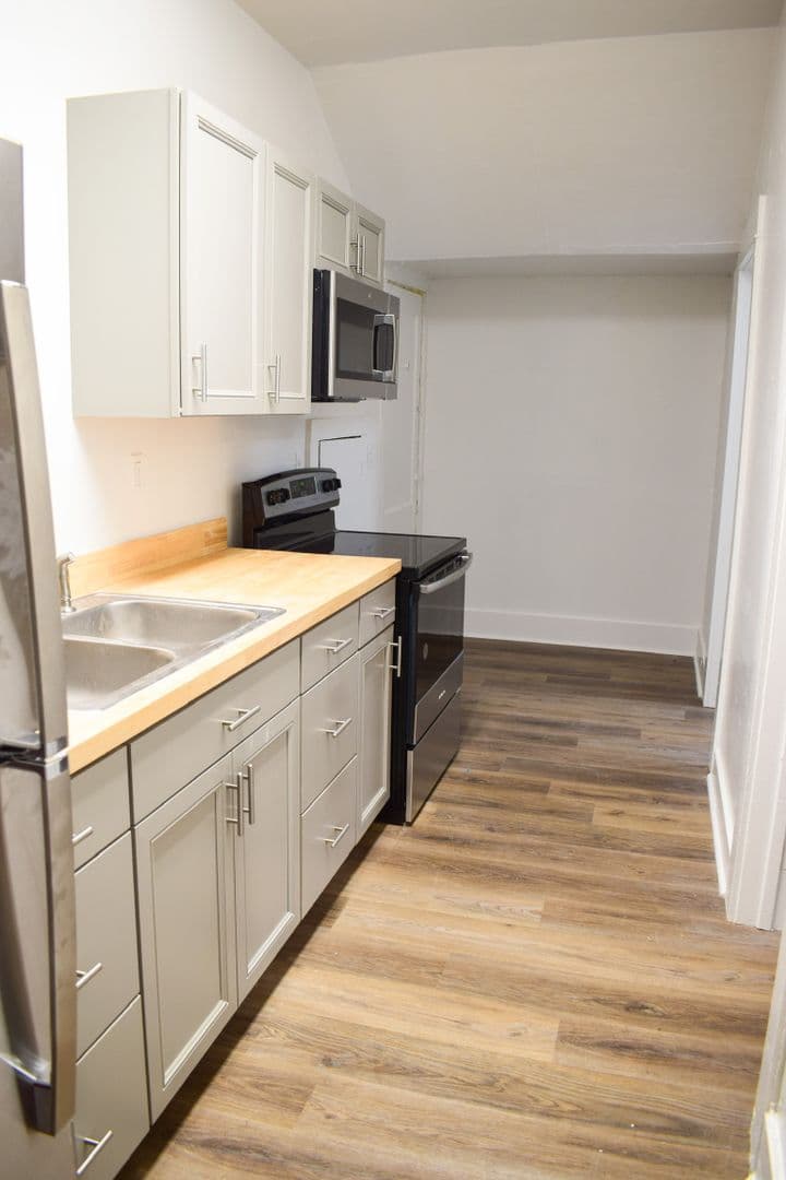 Tuscaloosa Apartment: 819 17th Avenue A-F