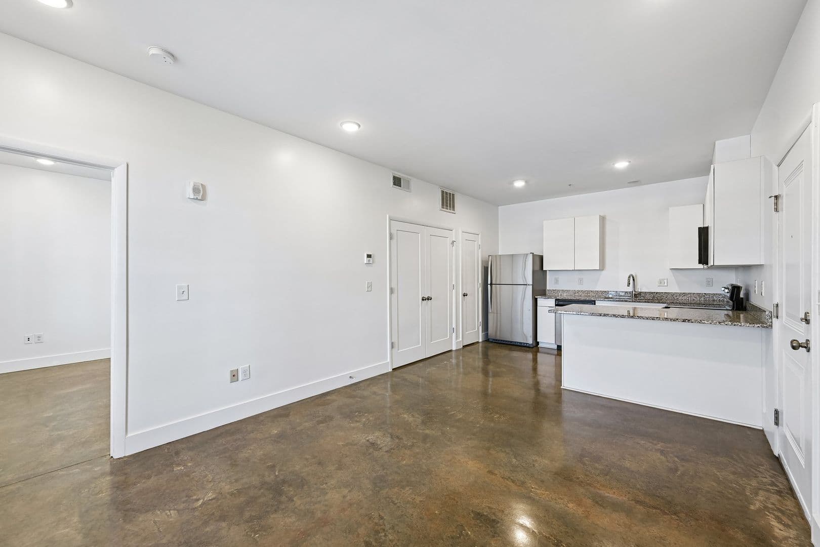 Tuscaloosa Apartment: 933 21st Avenue East