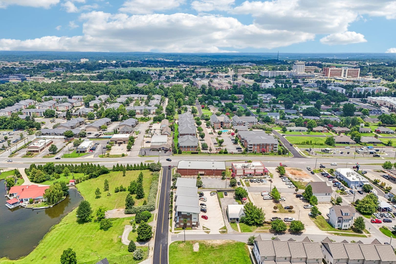 Tuscaloosa Apartment: 1525 - 1585 Forest Lake Drive