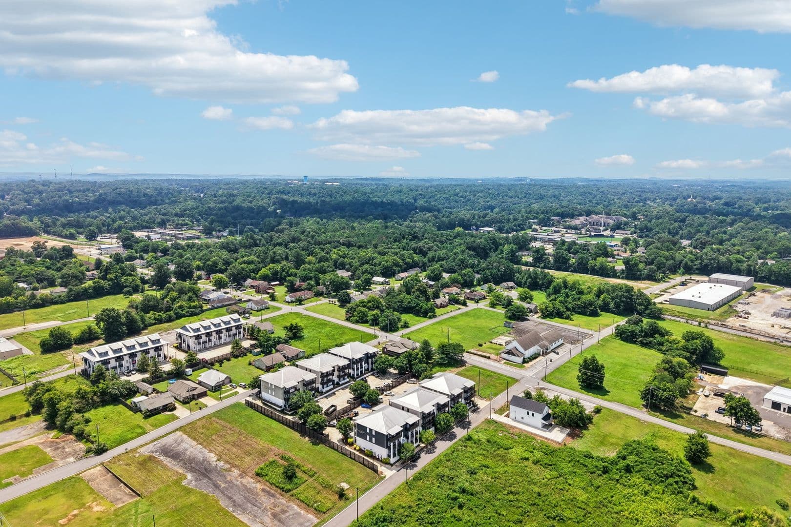 Tuscaloosa Apartment: 933 21st Avenue East