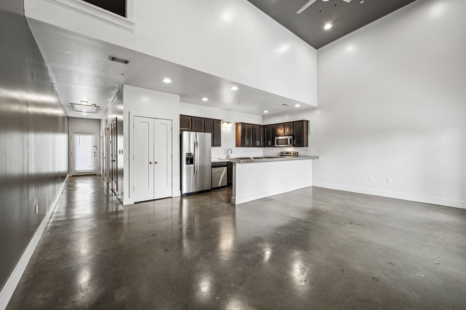 Tuscaloosa Apartment: 20 16th Street #1-8, 50 16th Street #1-8, 80 16th Street #1-8