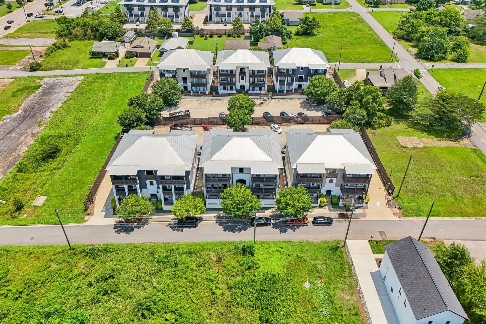 Tuscaloosa Apartment: 933 21st Avenue East