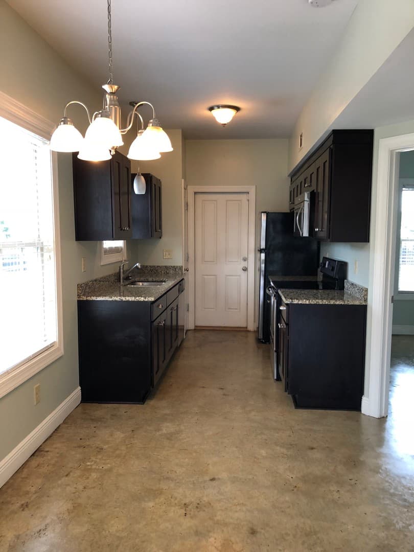Tuscaloosa Apartment: 306, 310, 314, 318 Wesley Place
