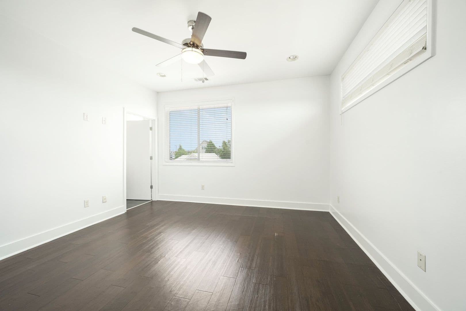 Tuscaloosa Apartment: 1525 - 1585 Forest Lake Drive
