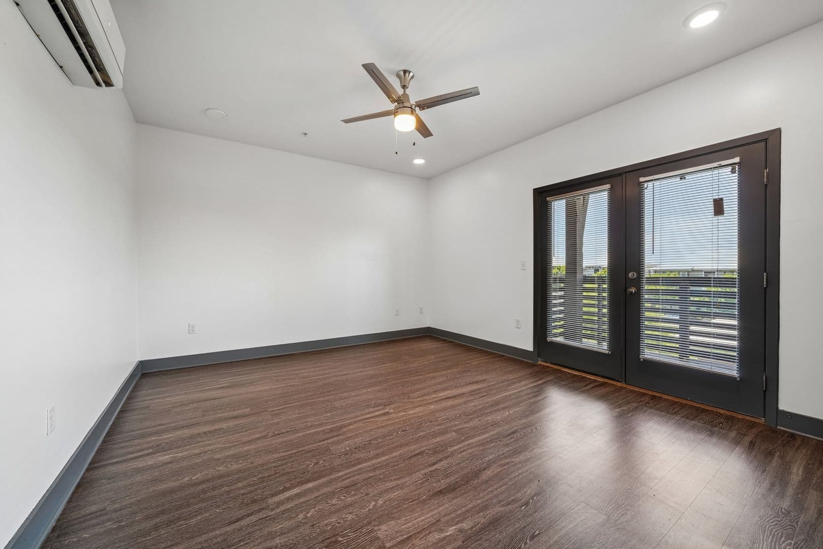 Tuscaloosa Apartment: 922 23rd Avenue East