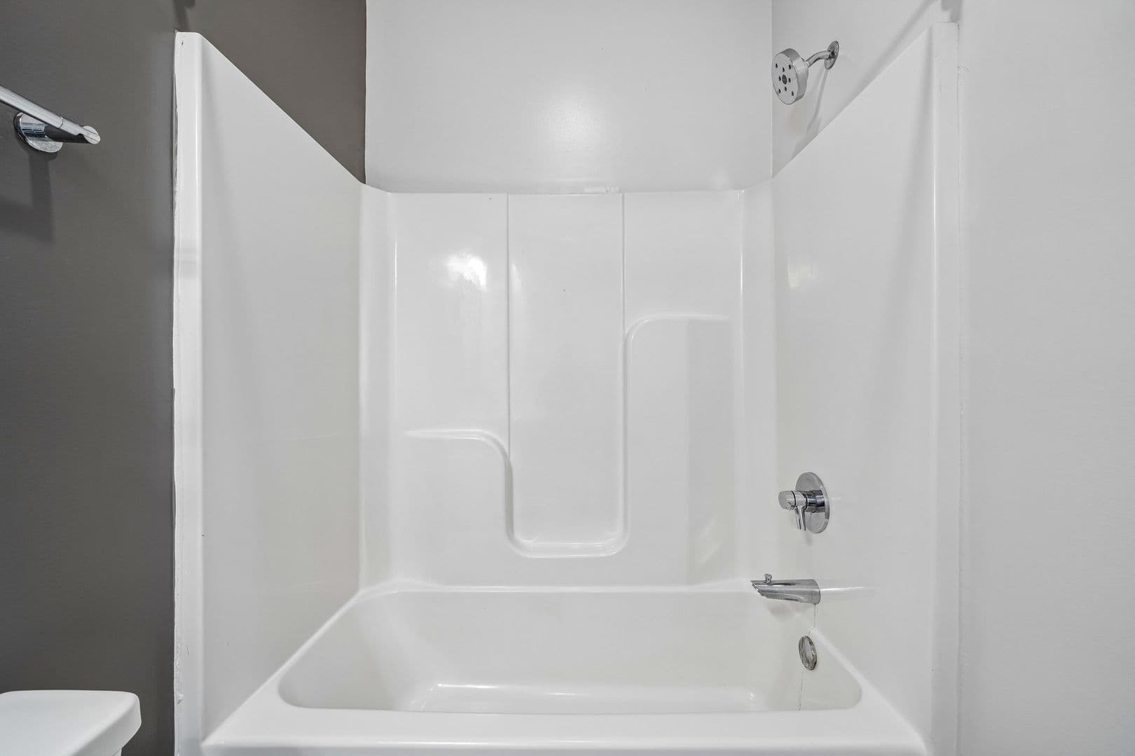 Tuscaloosa Apartment: 20 16th Street #1-8, 50 16th Street #1-8, 80 16th Street #1-8