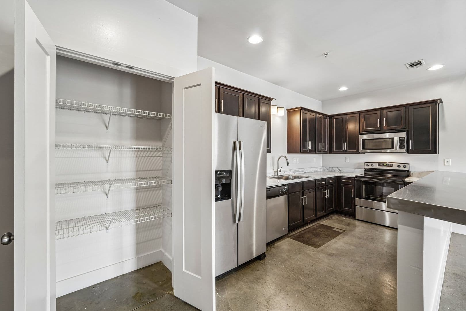 Tuscaloosa Apartment: 20 16th Street #1-8, 50 16th Street #1-8, 80 16th Street #1-8