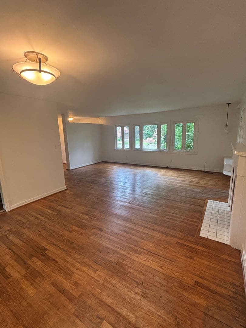 Tuscaloosa House: 2200 Loop Road