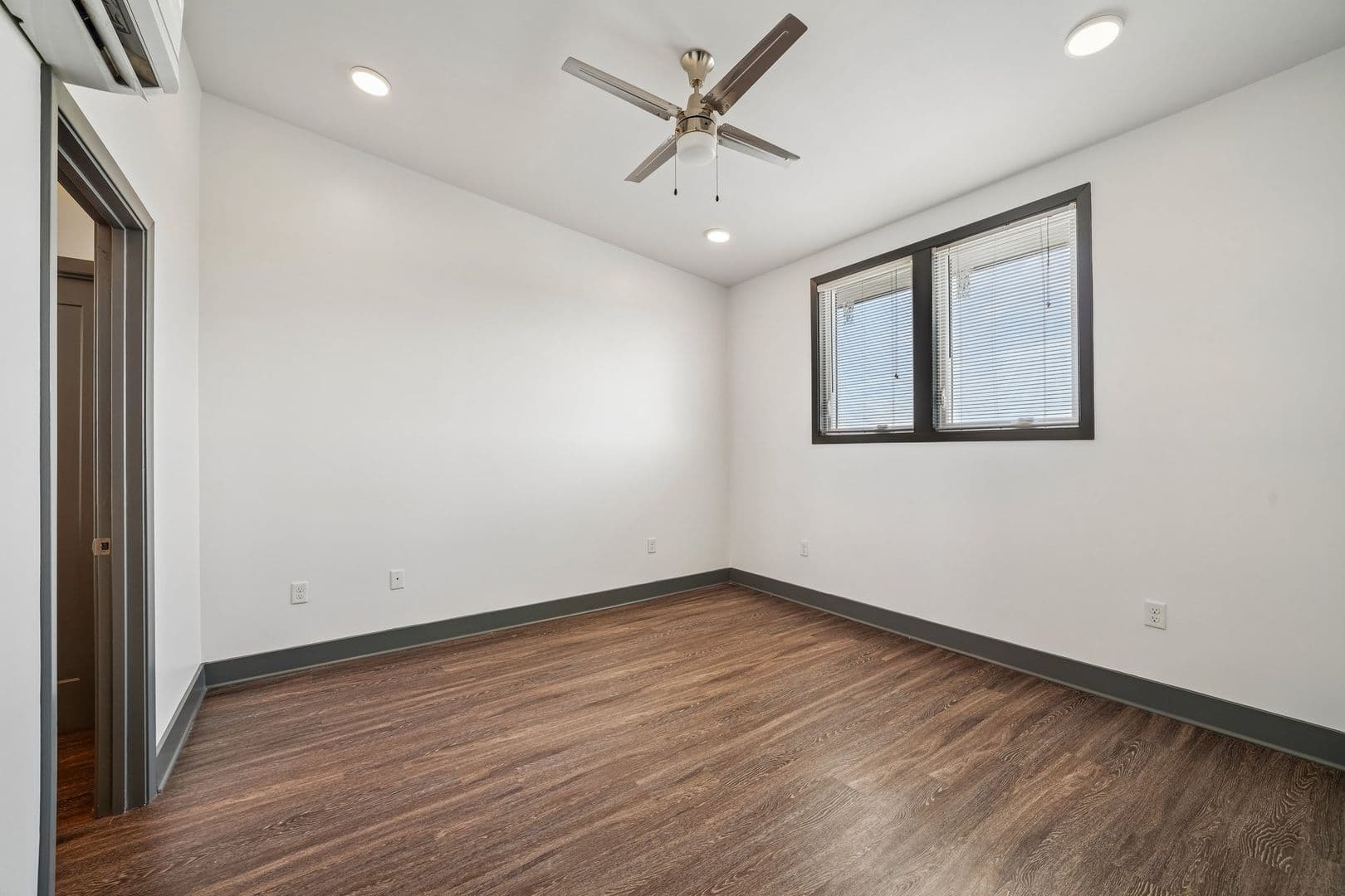 Tuscaloosa Apartment: 922 23rd Avenue East