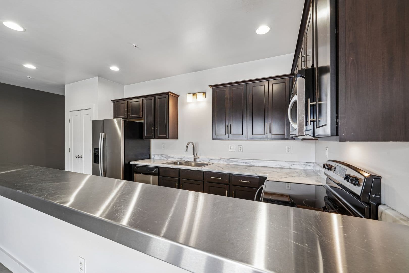 Tuscaloosa Apartment: 20 16th Street #1-8, 50 16th Street #1-8, 80 16th Street #1-8
