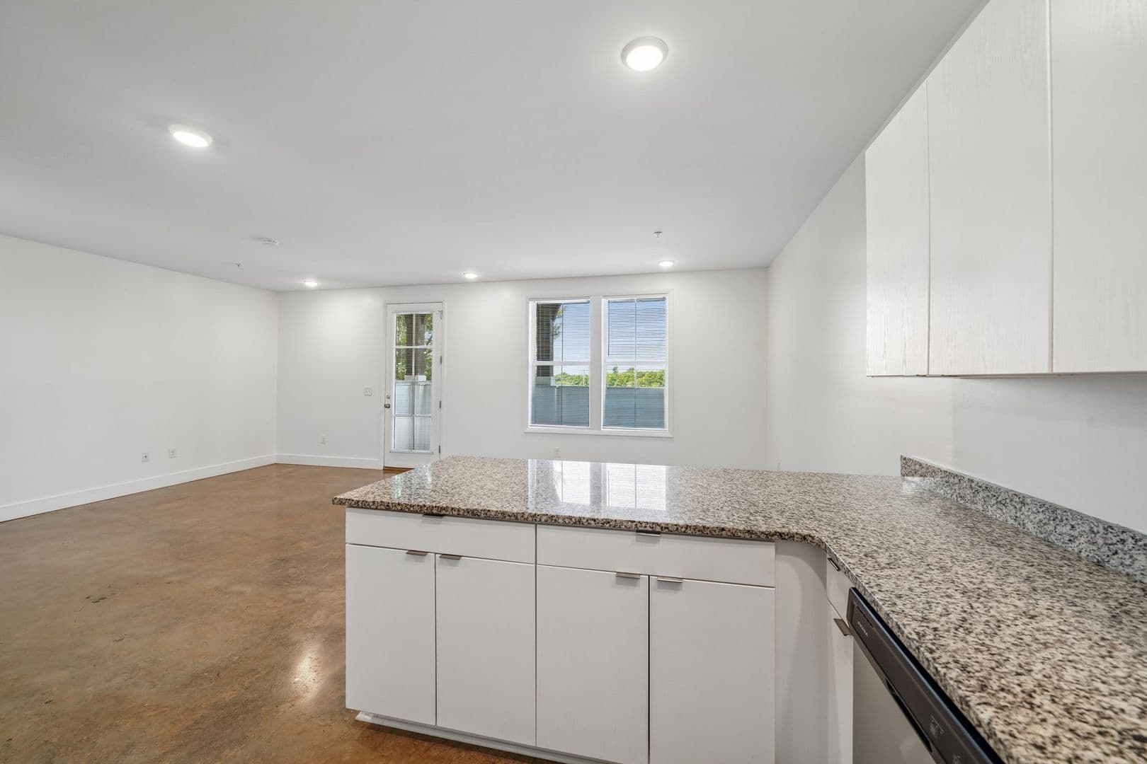 Tuscaloosa Apartment: 933 21st Avenue East
