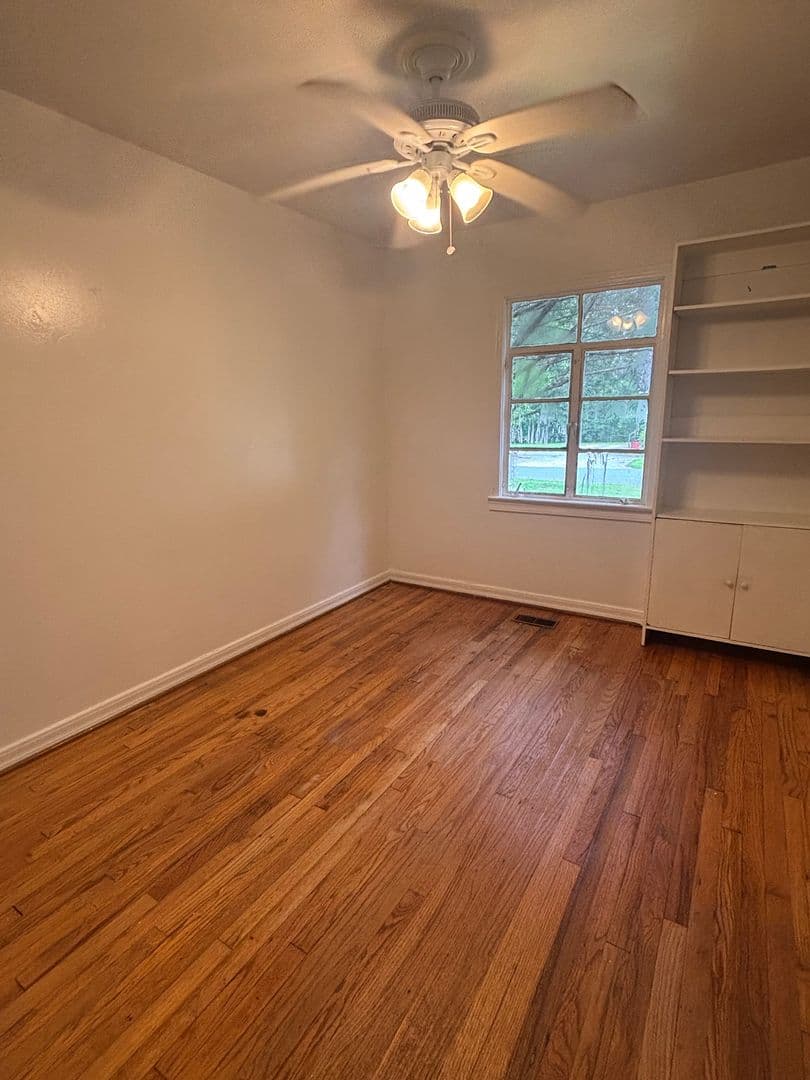 Tuscaloosa House: 2200 Loop Road
