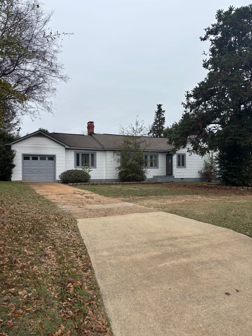 Tuscaloosa House: 2200 Loop Road