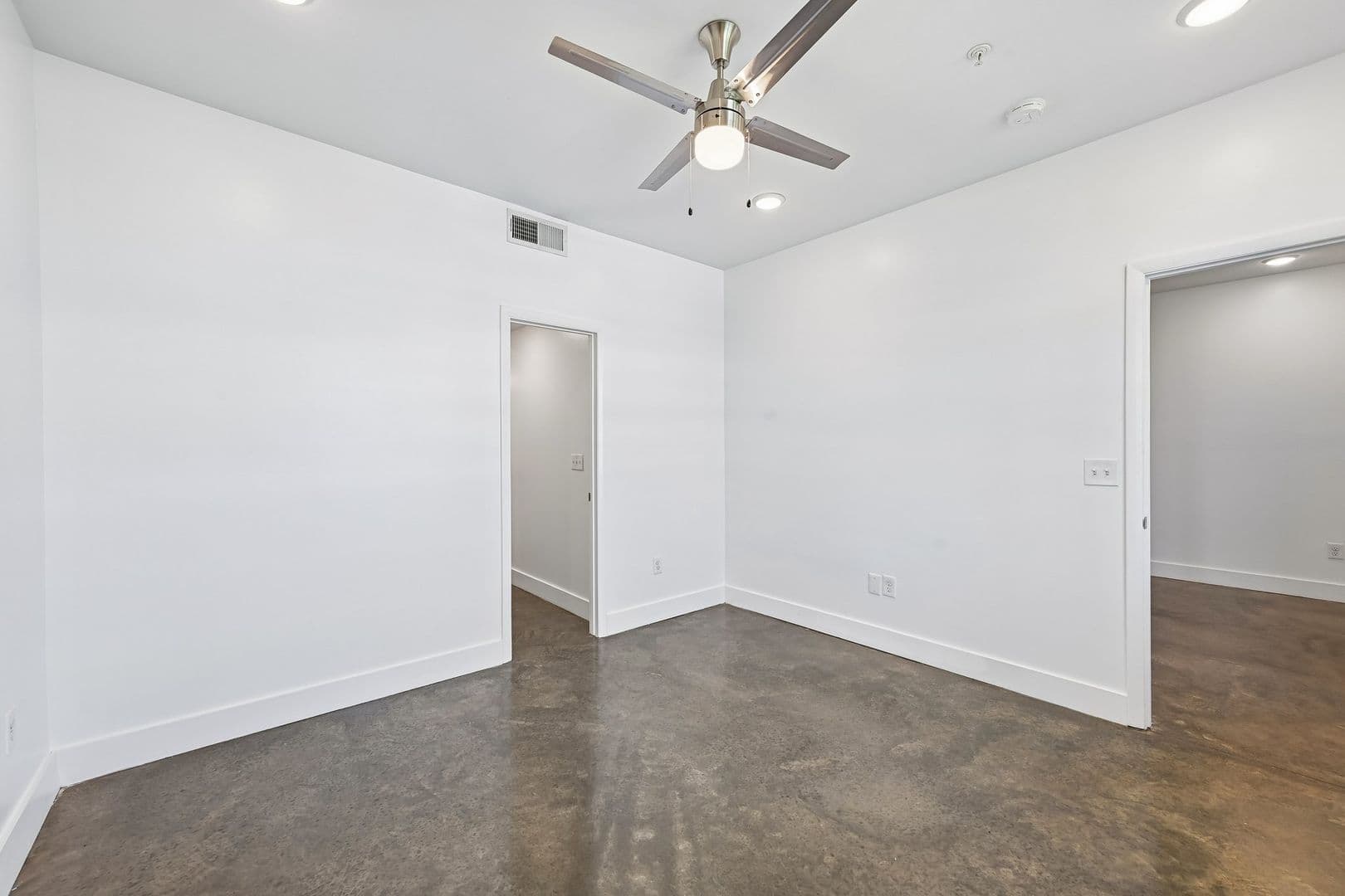 Tuscaloosa Apartment: 933 21st Avenue East