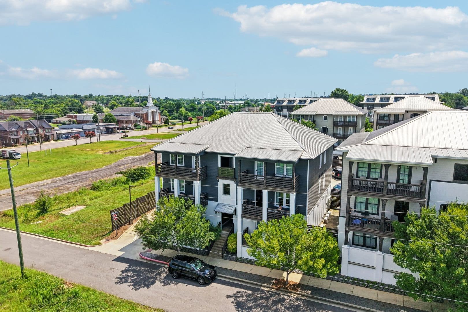 Tuscaloosa Apartment: 933 21st Avenue East