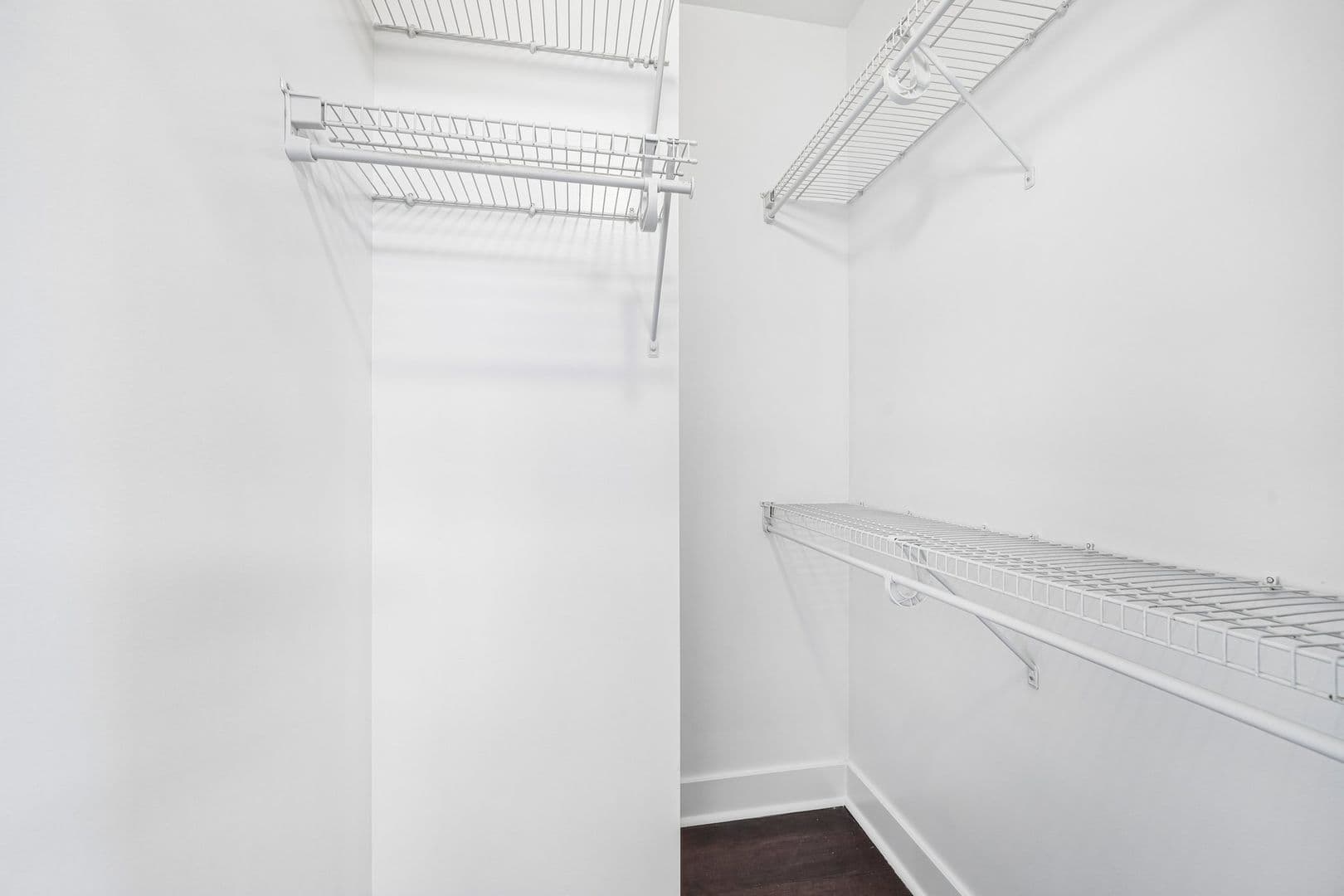 Tuscaloosa Apartment: 1525 - 1585 Forest Lake Drive