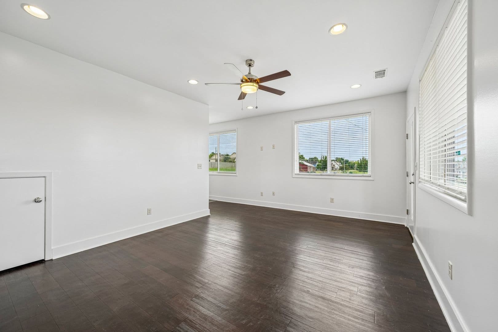 Tuscaloosa Apartment: 1525 - 1585 Forest Lake Drive