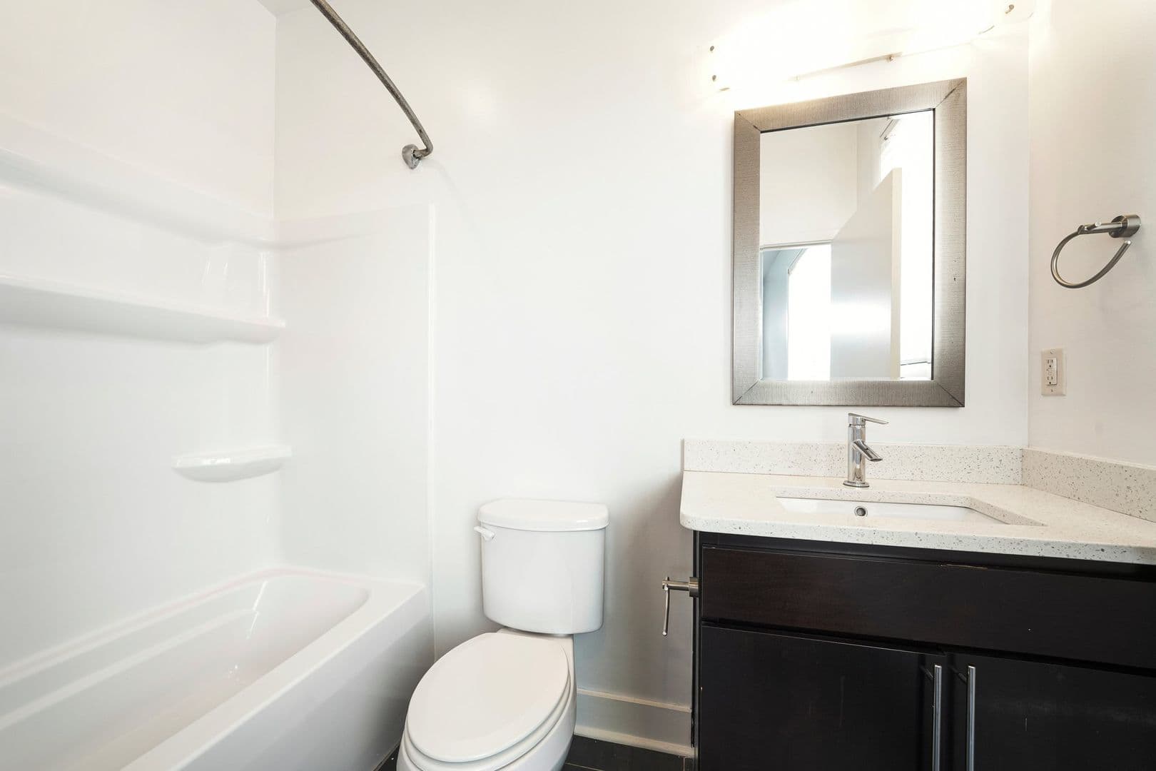 Tuscaloosa Apartment: 1525 - 1585 Forest Lake Drive