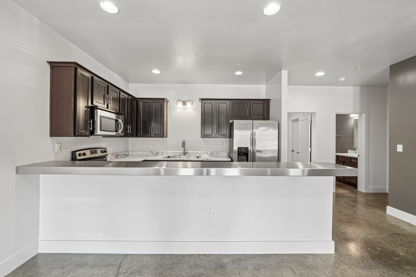 Tuscaloosa Apartment: 20 16th Street #1-8, 50 16th Street #1-8, 80 16th Street #1-8