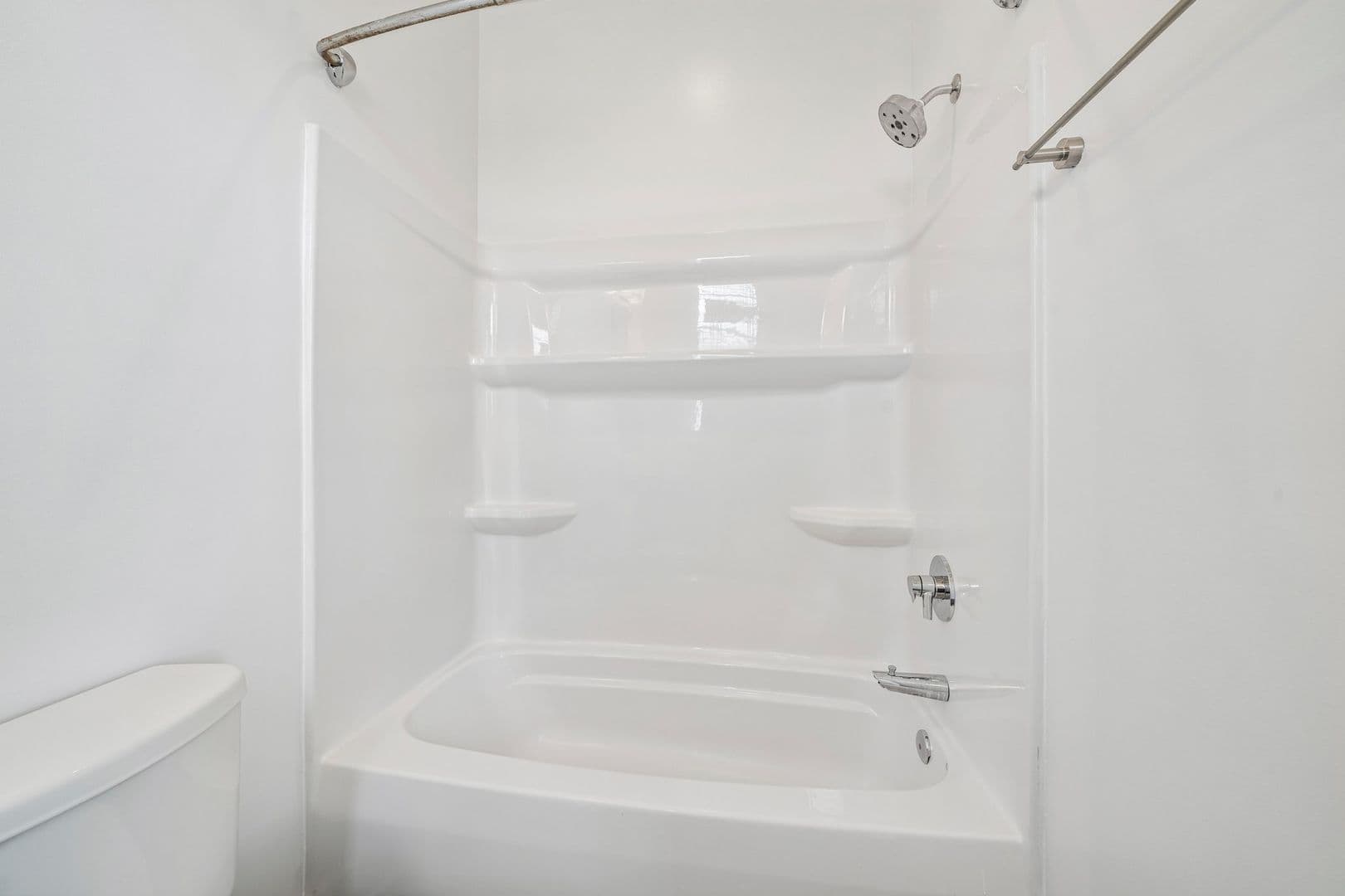 Tuscaloosa Apartment: 1525 - 1585 Forest Lake Drive