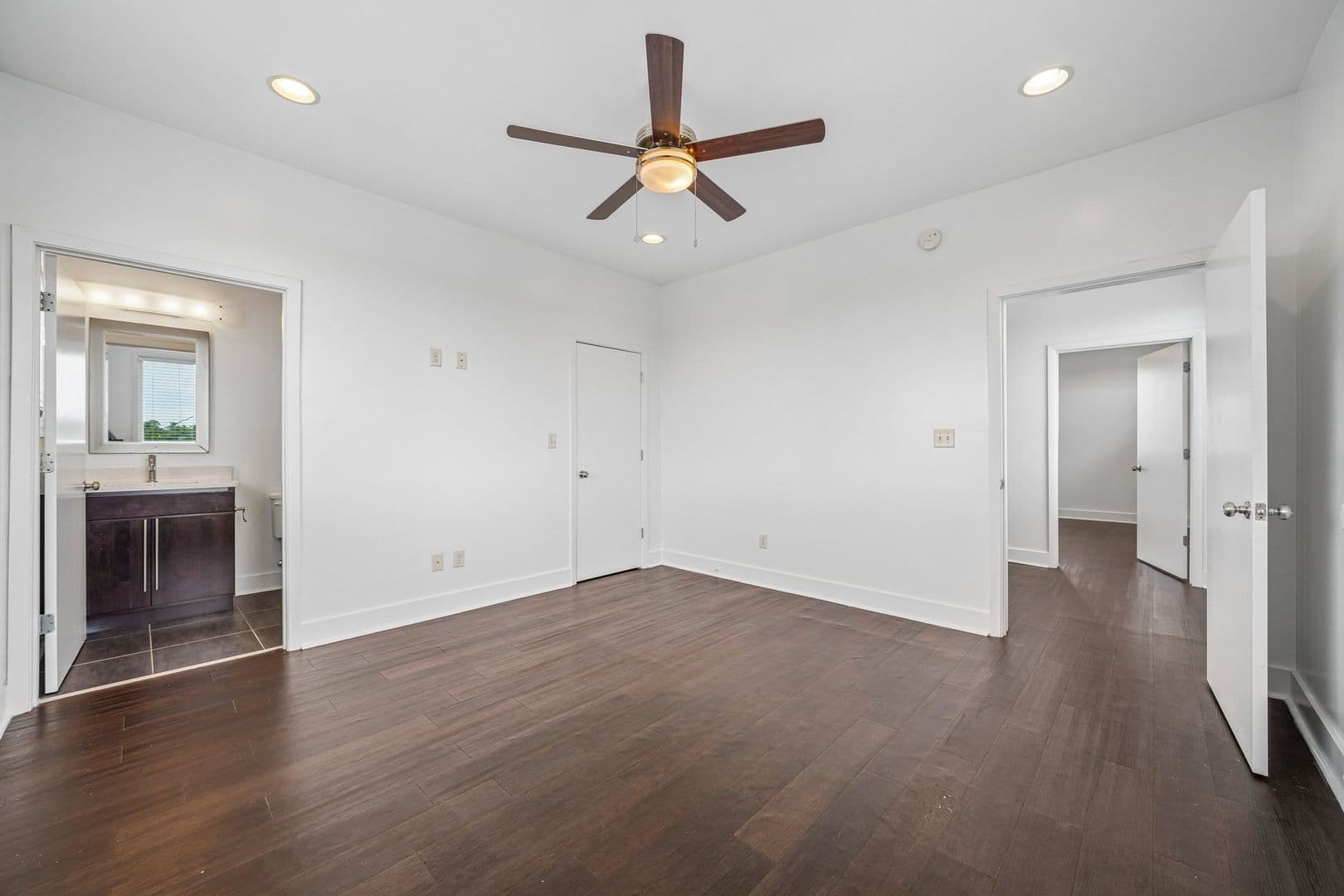 Tuscaloosa Apartment: 1525 - 1585 Forest Lake Drive
