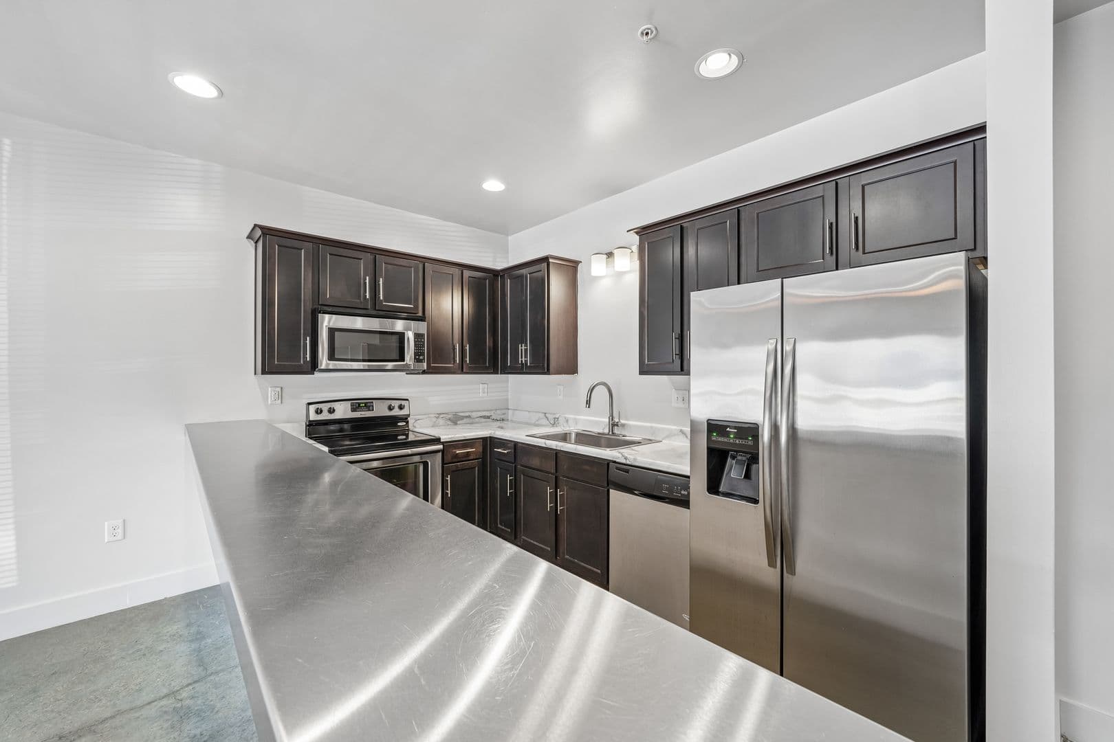 Tuscaloosa Apartment: 20 16th Street #1-8, 50 16th Street #1-8, 80 16th Street #1-8