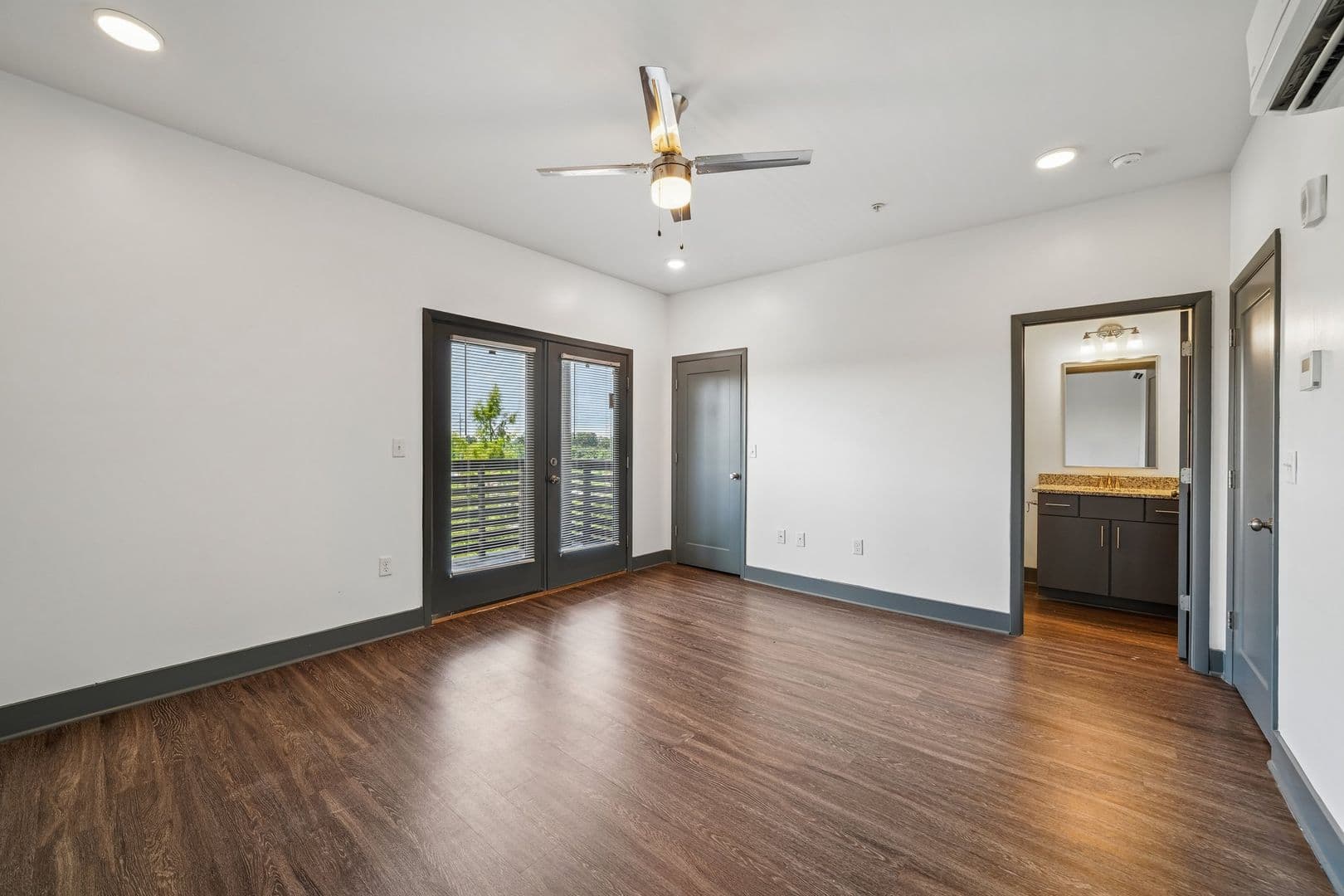 Tuscaloosa Apartment: 922 23rd Avenue East