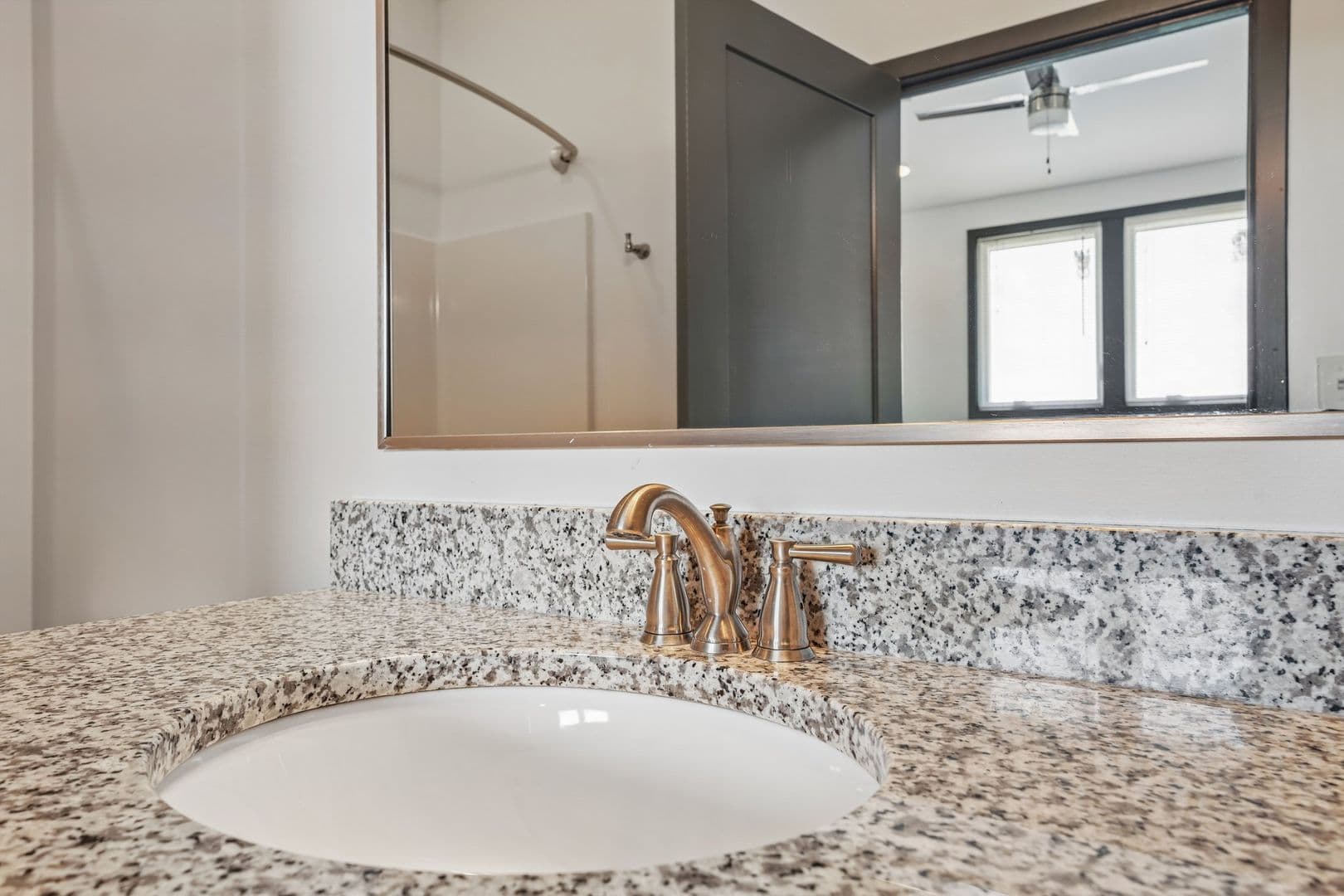 Tuscaloosa Apartment: 922 23rd Avenue East